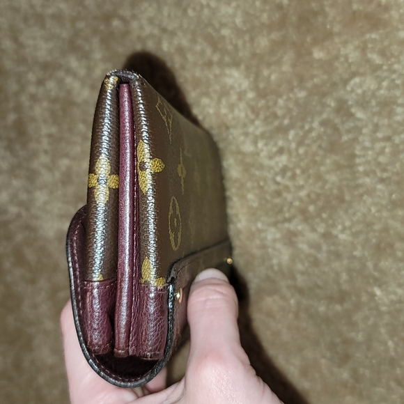 Authentic Louis Vuitton wallet - Picture 13 of 13